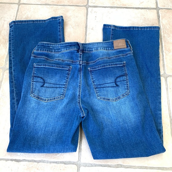 AEO Favorite Boyfriend Super Stretch Mid Rise Bootcut Denim Jeans - Picture 6 of 10